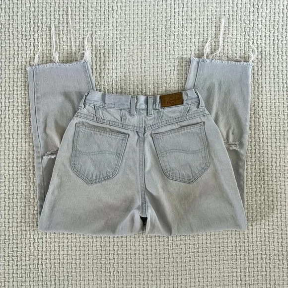 VINTAGE 90’s Lee High Waisted Jeans - Picture 3 of 5